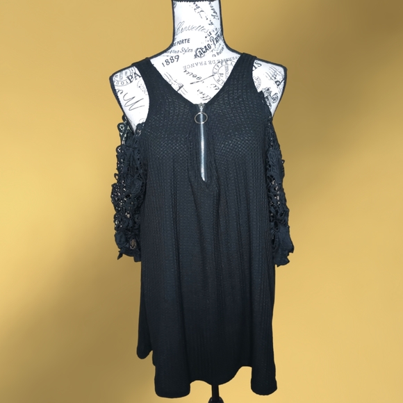 black cold shoulder tunic - size s - Picture 5 of 6